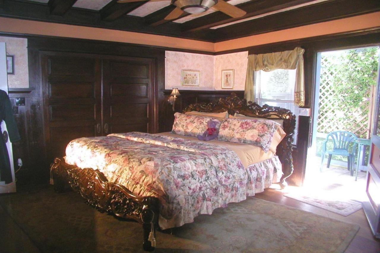 A White Jasmine Inn サンタバーバラ エクステリア 写真