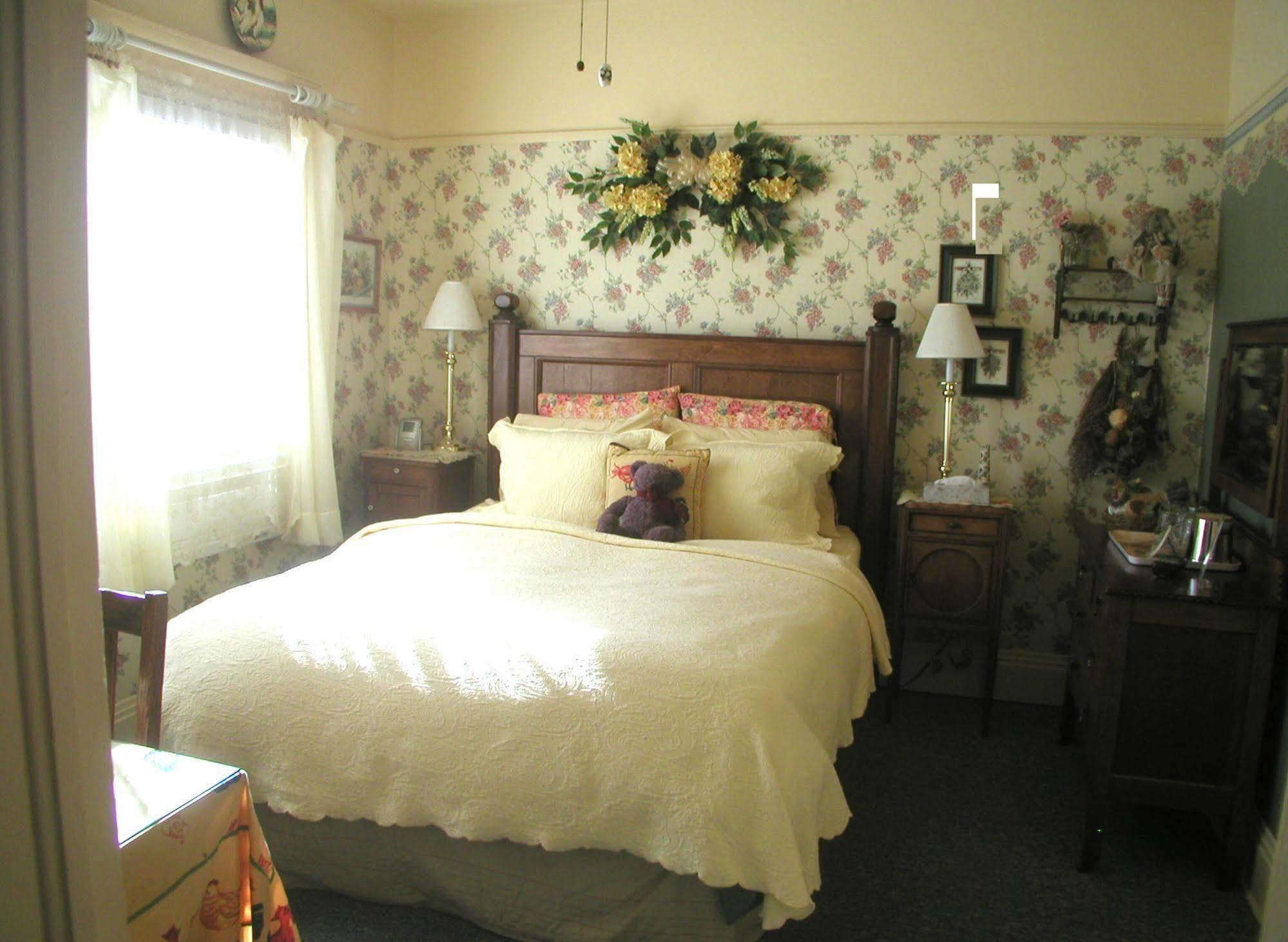 A White Jasmine Inn サンタバーバラ エクステリア 写真